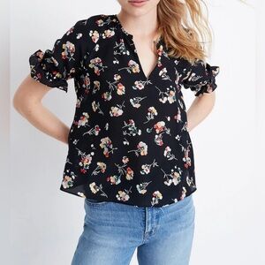 Madewell Silk Notched Ruffle-Cuff Top in Carnation
Toss Floral Black Blouse